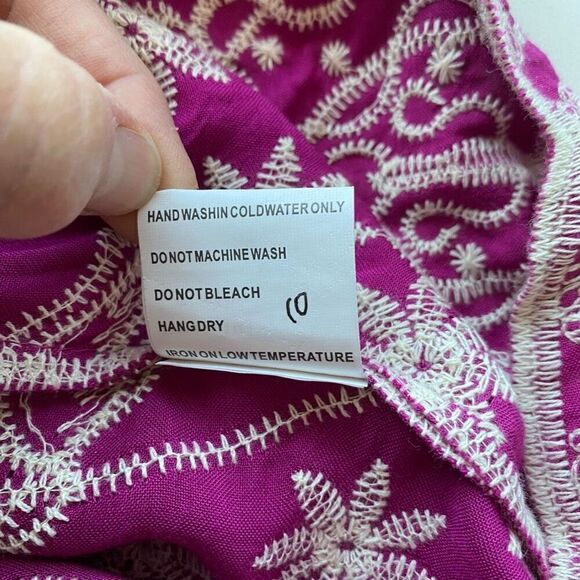 Solitaire Embroidered Top Boho Women’s Small  Handcrafted Fuchsia Pink Tunic - Picture 5 of 10